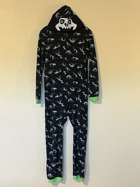 Big Boy’s XL Black w/ White Dinosaur Skeleton Hooded Fleece Onesie w/ Green Trim